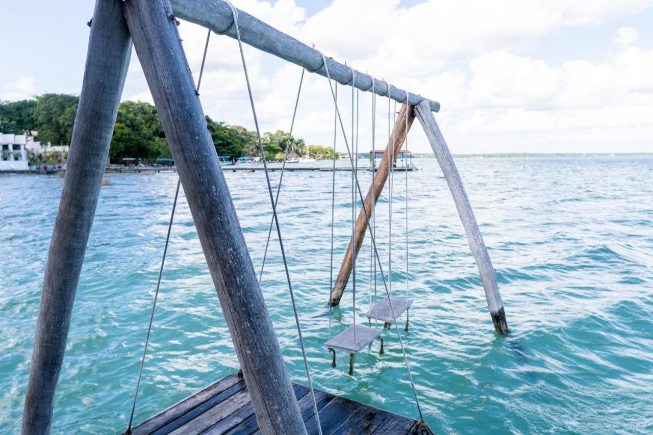 Lagoon Front Hut: Daily Cleaning, Bikes & Kayaks! Bacalar Esterno foto
