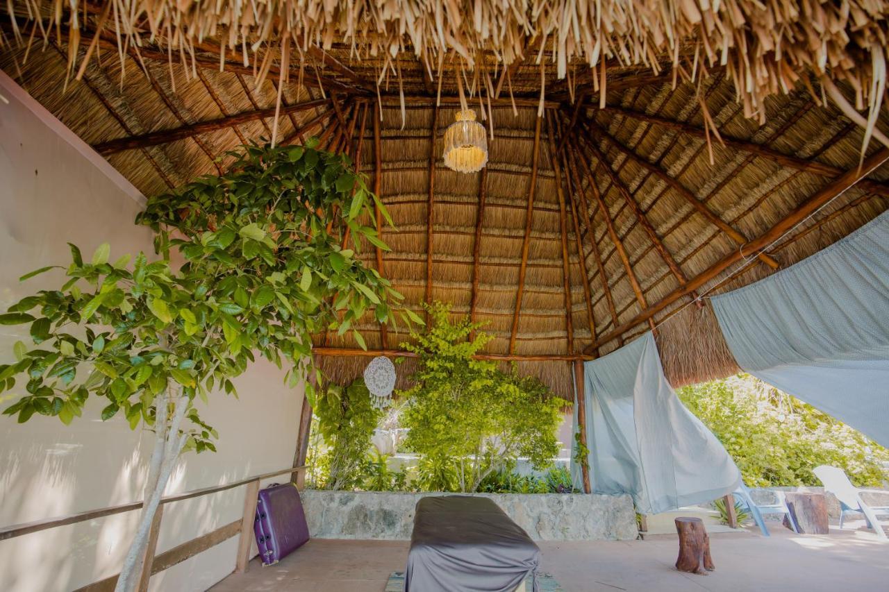 Lagoon Front Hut: Daily Cleaning, Bikes & Kayaks! Bacalar Esterno foto