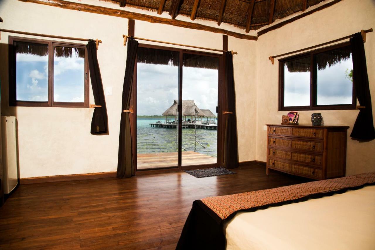 Lagoon Front Hut: Daily Cleaning, Bikes & Kayaks! Bacalar Esterno foto